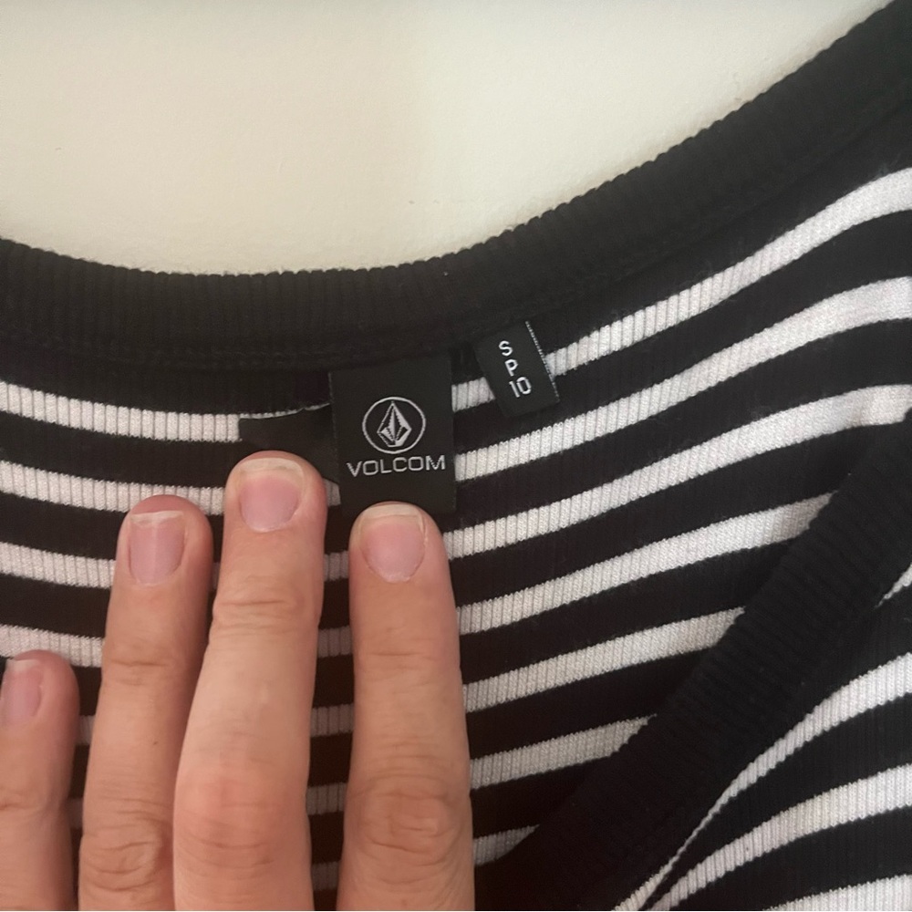 Volcom Black and White Striped Top - Picture 3 of 5